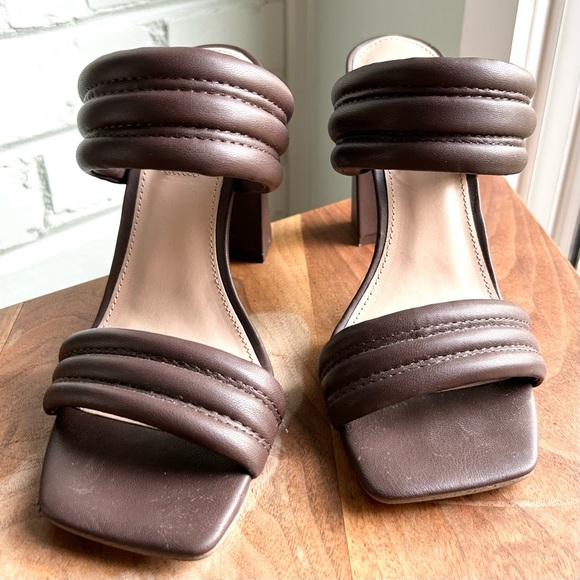 NEW Steve Madden Tahani Heeled Mule Sandals Chocolate Brown 7.5 - Picture 3 of 7